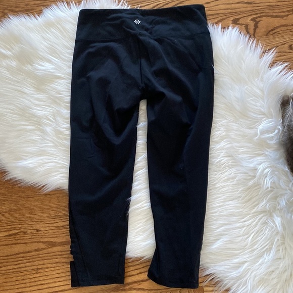 Athleta crop yoga pants size small - Picture 5 of 5